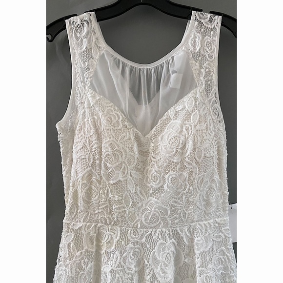 Casero & Associates Swiss Floral Lace Dress, White